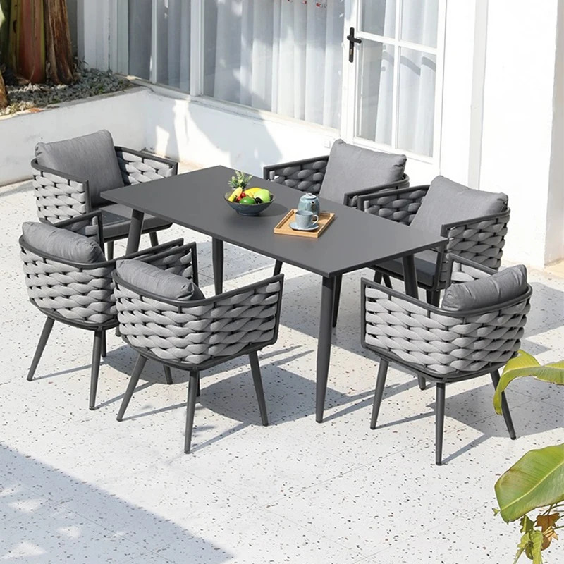 Ochiq restoran mebellari Bog'dagi Bistro Stol va stullar Veranda mebellari to'plami Mebel yig'ish uchun ochiq ovqatlar to'plami
