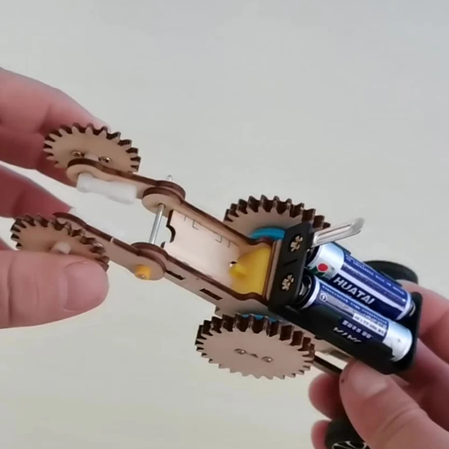 DIY fizika fanlari eksperimenti elektron komponentlari ABS bolalar uchun oʻquv qoʻl oʻyinchoqlari tasodifiy rang