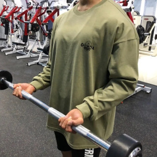 Erkaklar sport zali sport kiyimlari Moda erkaklar uchun bodibilding Fitness mashg'ulotlari Uzun yengli futbolkalar Yugurish kozoklari Kundalik futbolkalar tepalari