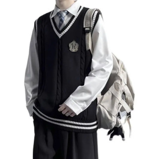 Maktab formasi: kollej kostyumi, Suzuki maktab formasi, o'g'il bolalar va qizlar formasi, sviter, jilet, kurtka.