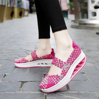Yangi 2025 Ayollar poyafzallari pastki qalin toʻqilgan kundalik tuflilar Nafas oluvchi slip-on sandallar qulay sayohat poyabzallari (Chaussure Femme)