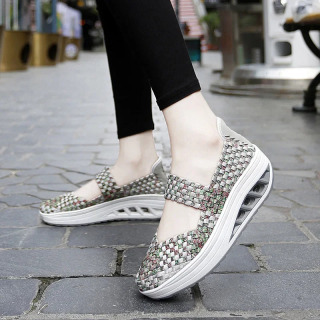 Yangi 2025 Ayollar poyafzallari pastki qalin toʻqilgan kundalik tuflilar Nafas oluvchi slip-on sandallar qulay sayohat poyabzallari (Chaussure Femme)