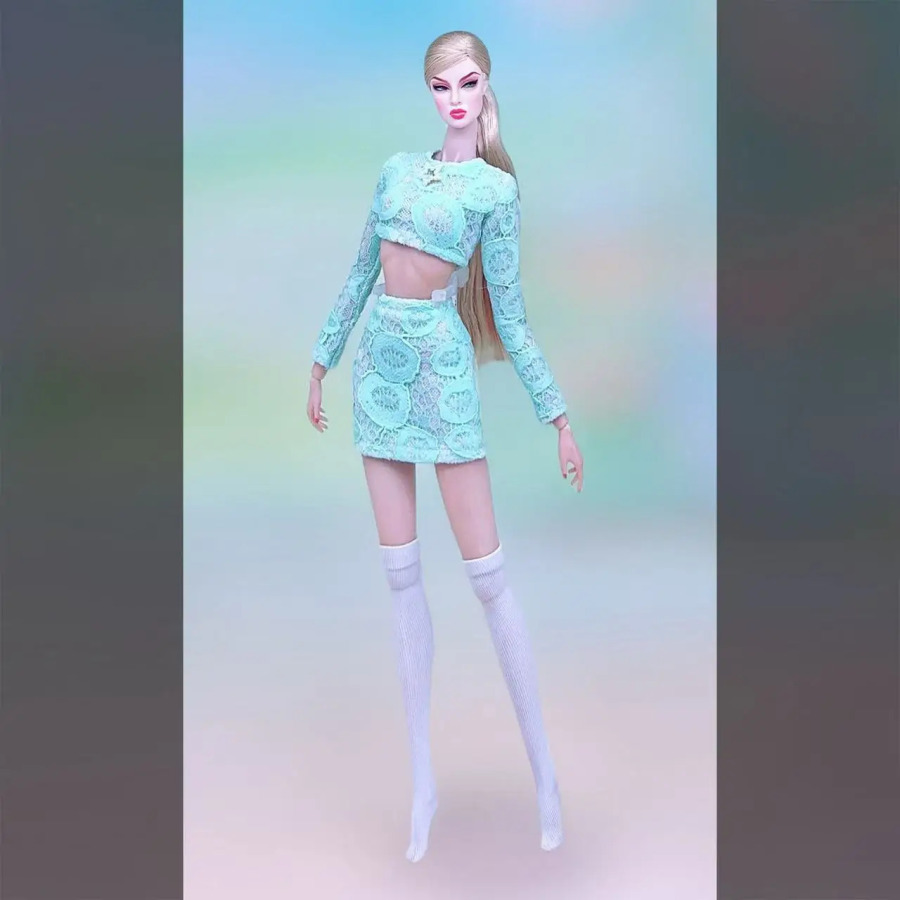Barbi qo'g'irchoq: kelin, malika, qiz, to'y