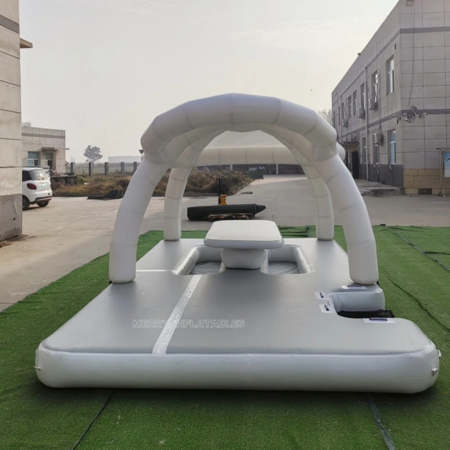 Suv platformasi Aqua Island dam olish uchun suzuvchi dok yaxta dock suvda suzuvchi hovuz bar Aquapark suv bar Banas