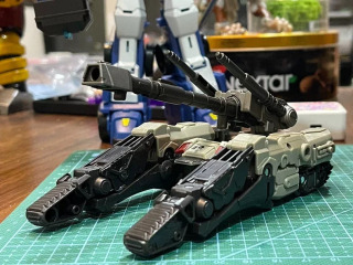 Stokda Hasbro SS114 Transformers Toys Studio Series Deluxe Transformed One Origin Megatron Robot Action Figures Sovg'alar Modeli