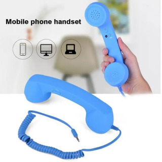 Retro uslubidagi mikrofonli mobil telefon eshitish vositasi