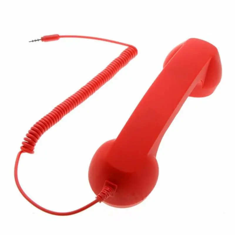 Retro uslubidagi mikrofonli mobil telefon eshitish vositasi