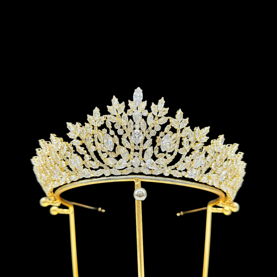 To'y soch aksessuarlari Tiaras tojlari Zirkon kristalli tasmalari Kelin ayollar uchun rang-barang balo bosh kiyimi To'y taqinchoqlari