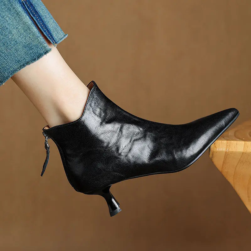 2025 Fashion British Style Vintage Pointed Toes Women Ankle Boots Retro Thin Heels Black Short Boots Concise Botas De Mujer