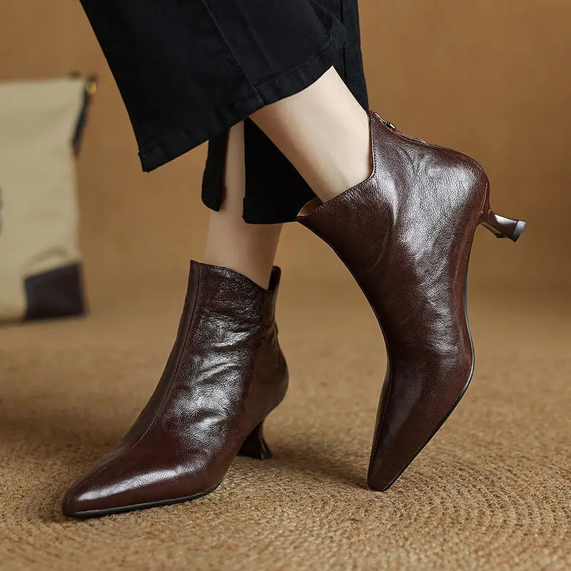 2025 Fashion British Style Vintage Pointed Toes Women Ankle Boots Retro Thin Heels Black Short Boots Concise Botas De Mujer