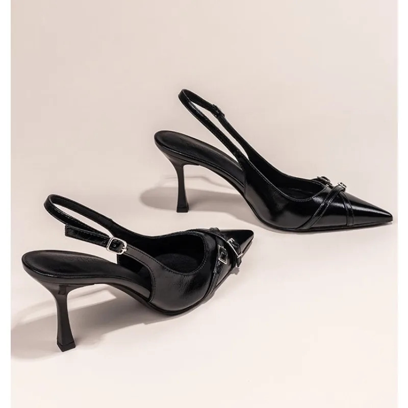 Moda yangi baland poshnali o'tkir burunli sayoz oyoqli yozgi oqlangan qora tokali ayollar Stiletto poyabzallari