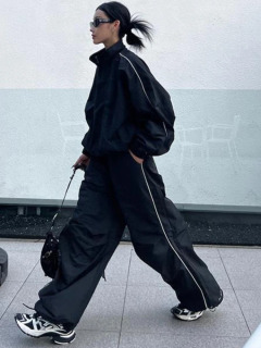 Sport modasi 2 qismli to'plamlar Ayollar Chic qora Safari kurtkalari + Yengil yuk shimlari Streetwear Ko'p qirrali bahor Uniseks