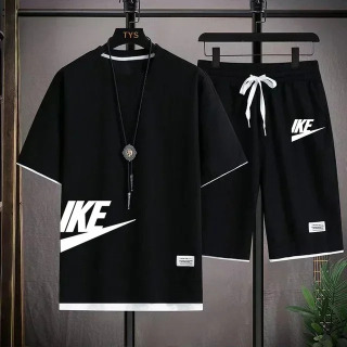 Moda, kundalik va zamonaviy erkaklar sport kostyumi, qisqa yengli futbolka va yozgi faol sport shortilari...