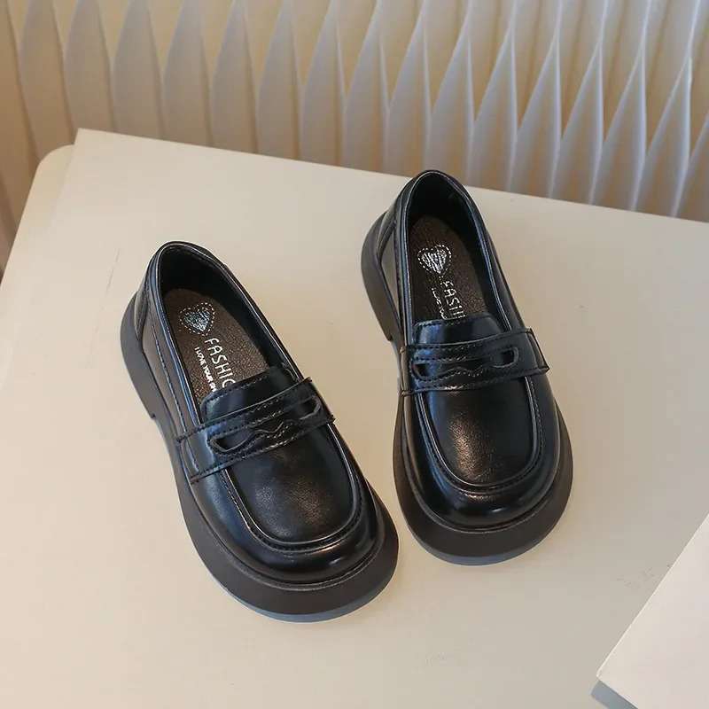 Qalin taglikli bolalar charm poyabzallari, maktab qizlari uchun moda loafers, slip-on, malika tuflilari, qora, bahor-kuz