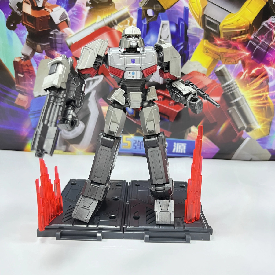 Filmlar Transformers One o'yinchoqlari LED Optimus Prime Starscream SENTINEL PRIME Megatron harakat figurasi yig'ilgan o'yinchoq Bolalar sovg'asi