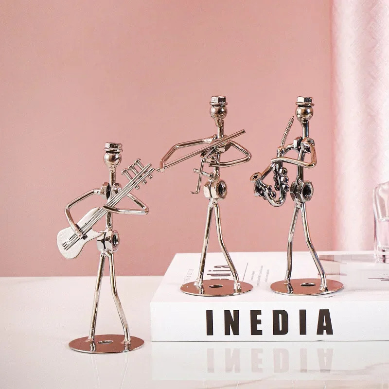 Металлический музыкант, статуя гитариста, музыкальный инструмент, маленькое железное искусство, коллекционное кафе, офис, книжная полка, украшение, фигурка для дома