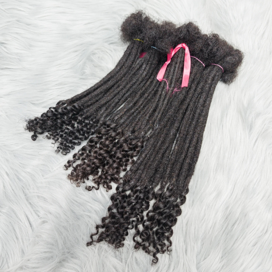Jingalak uchlari bilan 8-12 dyuymli qo'lda ishlangan jingalak ponytail qulflari bilan inson sochlari Dreadlocks Ayollar erkaklar uchun 10 ta iplar