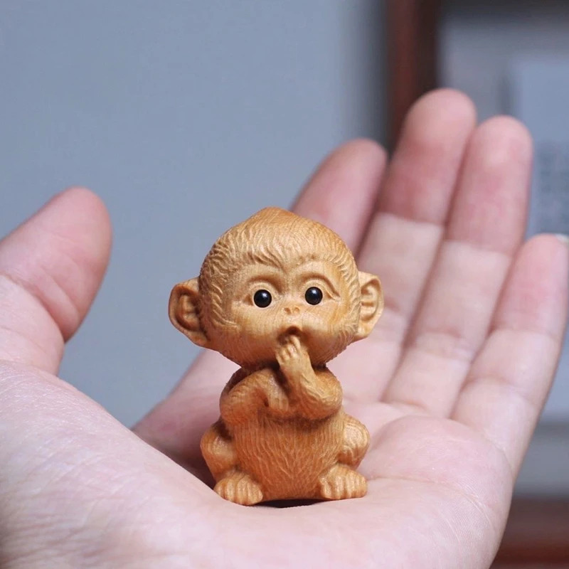 Kichik hayvonlarning haykallari yog'och qo'lda o'yilgan yog'och Yoqimli mini haykaltaroshlik san'ati dekorativ qo'lda ishlangan qo'lda ishlangan bezak