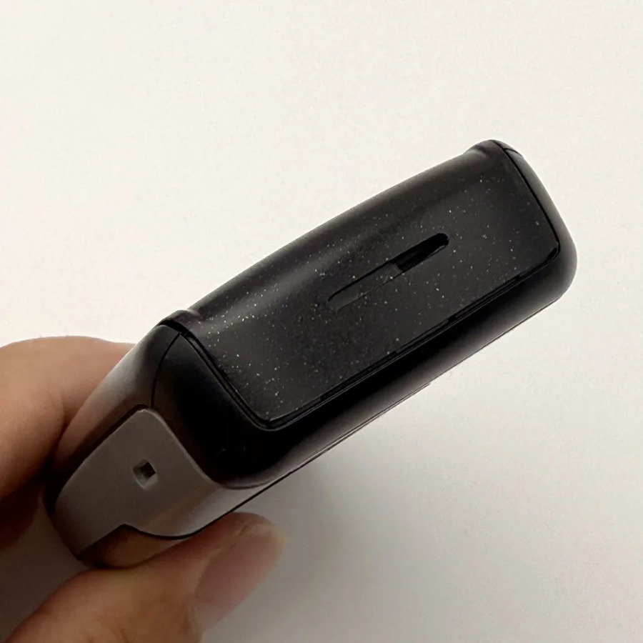 Оригинальный мобильный телефон с разблокировкой 1600, 2G GSM 900/1800, мобильный телефон с английской арабской клавиатурой. Сделано в Финляндии на 2005.