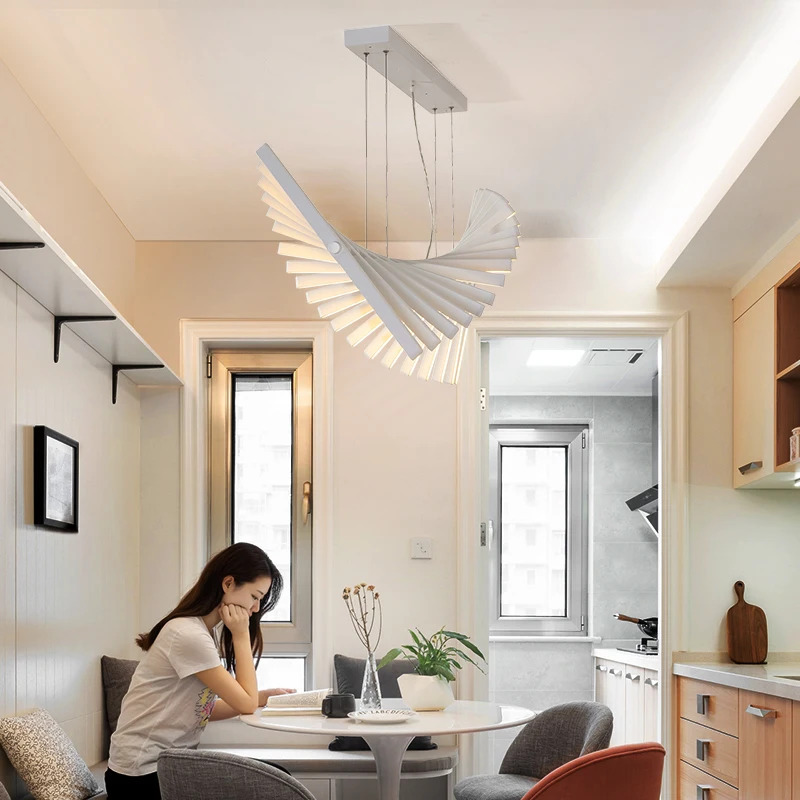 Zamonaviy LED qandillar Nordic qora/oq ofis marjonlari yashash xonasi uchun uy marjon chiroqlari ovqat xonasi bar armatura