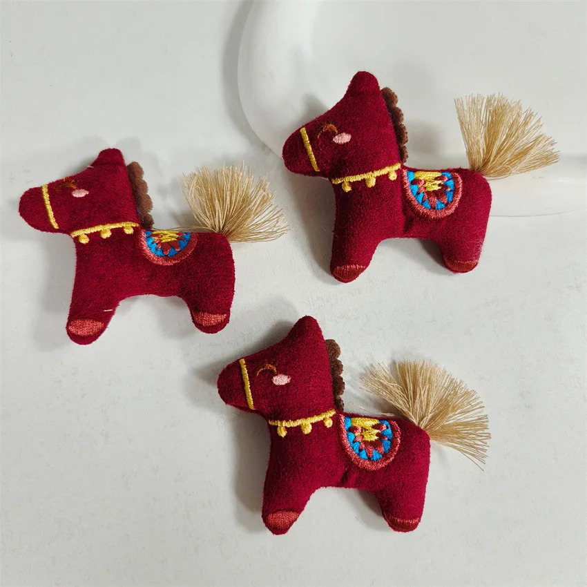 10 dona Yumshoq Pony Ornamenti bir qutiga qadoqlangan bayram uchun kichik sovgʻa