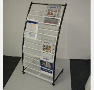 Chakana kitob doʻkoni, gazeta stendi, jurnal stendi, risolalar stendi, katalog javoni
