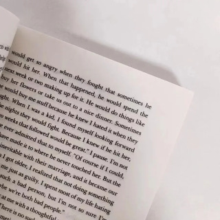 Начинается с нас Коллен Ховер/это заканчивается книгой из американских романов на английском языке #1 воскресенья хит продаж Мягкая обложка