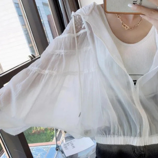 Ayollar uchun uzun yengli qalpoqli ochiq payetli moda yoshlar uchun quyoshdan himoya qiluvchi shamollatuvchi paltolar XQ673