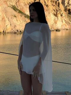 Ayollar kiyimlari Shaffof shifonli bluzkalar Sexsi moda qattiq pelerinlar Ayollar oqlangan tungi klub toplari Oq qora koʻcha kiyimi