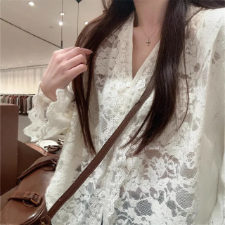 Uzun yengli toʻrli bluzkalar Ayollar kiyimlari Blusas Mujer De Moda Sexsi kesilgan topslar shaffof moda yozgi oq koʻylaklar