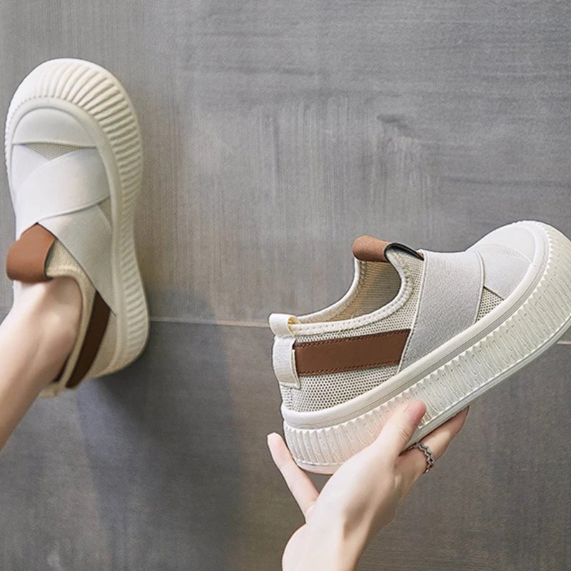 Ayollar poyafzallari 2025 Slip On Ayollar Krossovkalari Qulay Platforma Poyafzallari Klassik Ayollar Vulkanizatsiyalangan Poyafzallar Yozgi Yangi Zapatillas Mujer