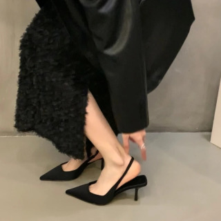 Ayollar yozgi poyafzallari 2024 Yangi moda oʻtkir burunli Stiletto oʻrta poshnali sandallar Ayollar ochiq burunli sandallar Ayollar yashil poyabzallari