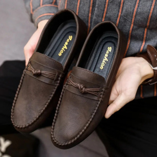 Erkaklar poyafzallari 2025 erkaklar mokasinlari qulay haydash modasi erkaklar kundalik poyafzallari yozgi foydali poyabzal Zapatos Para Hombres
