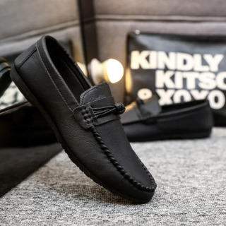 Erkaklar poyafzallari 2025 erkaklar mokasinlari qulay haydash modasi erkaklar kundalik poyafzallari yozgi foydali poyabzal Zapatos Para Hombres черный 39