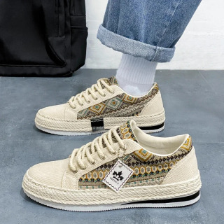 Erkaklar poyafzallari Yengil erkaklar krossovkalari Yangi yozgi erkaklar payetli poyafzallari dantelli kundalik poyabzal kiyishga chidamli Zapatillas De Hombre