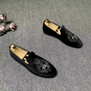 Erkaklar toʻy poyafzallari kashta tikilgan loaferlar erkaklar hashamatli qora tuflilar hashamatli dizayner smokin poyafzallari Biznes kuyov poyafzallari Zapato rasmiy hombre