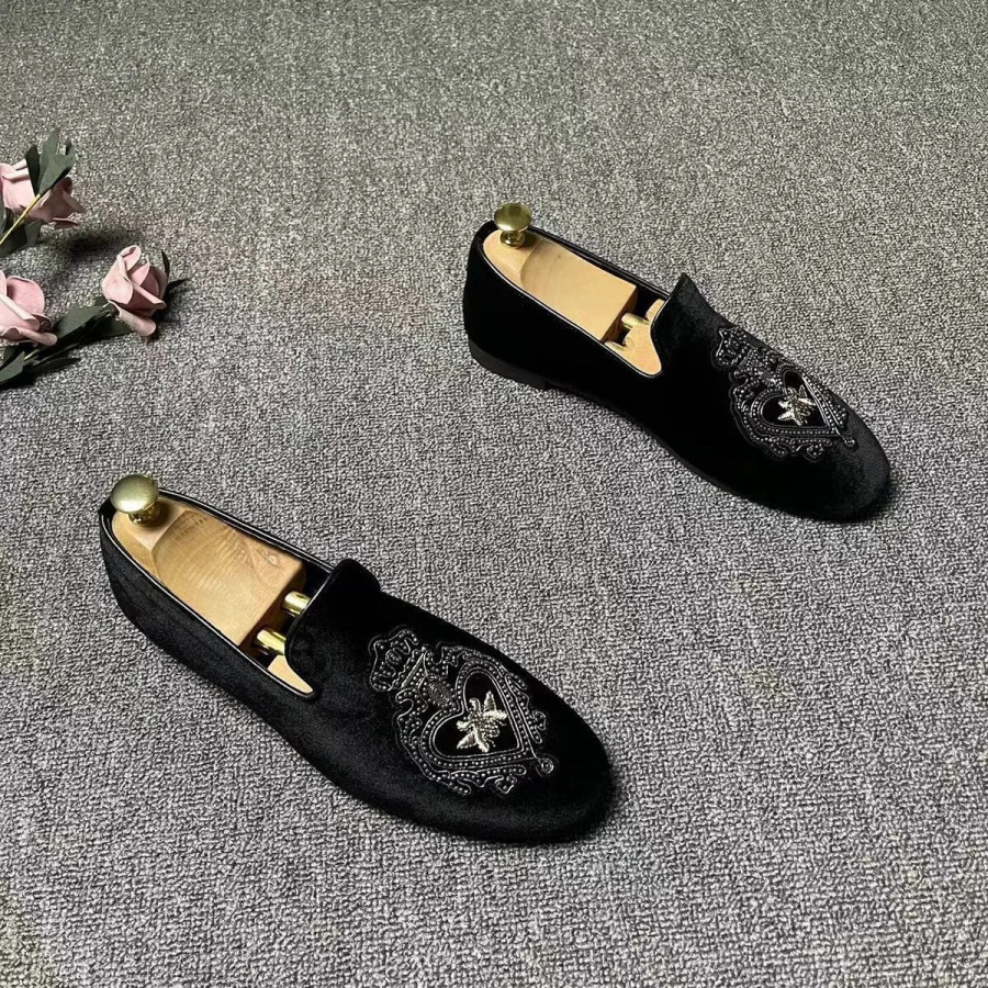 Erkaklar toʻy poyafzallari kashta tikilgan loaferlar erkaklar hashamatli qora tuflilar hashamatli dizayner smokin poyafzallari Biznes kuyov poyafzallari Zapato rasmiy hombre