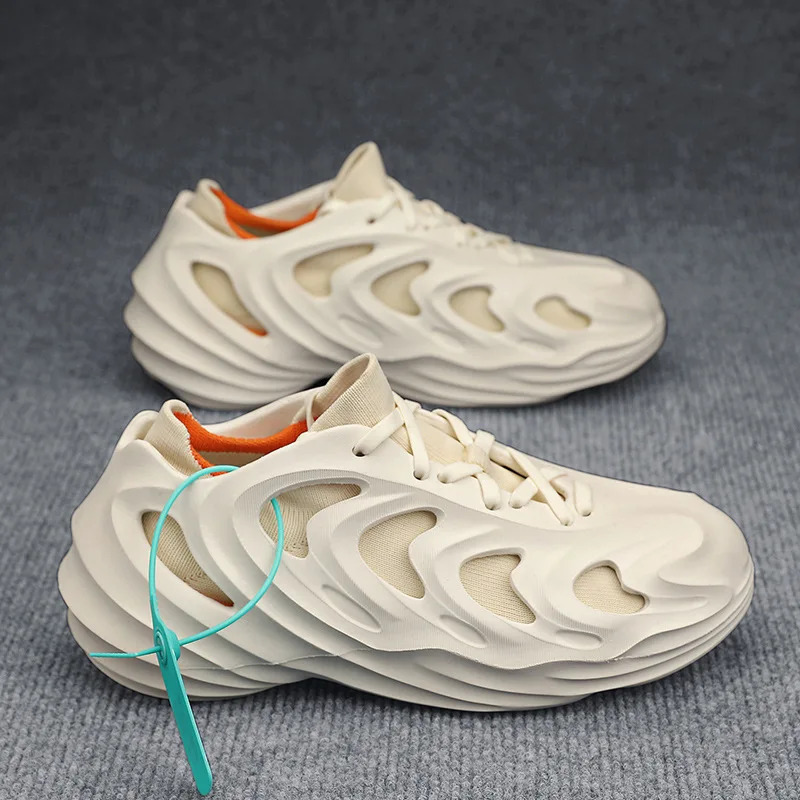 Yangi erkaklar yozgi teshilgan sandallar Casual sport poyafzallari Moda loafers Street Trend