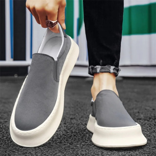 Erkaklar poyafzallari Yozgi yangi nafas oladigan moda koʻp qirrali kundalik matodan yasalgan poyafzallar Qulay engil, slip-on sport krossovkalari