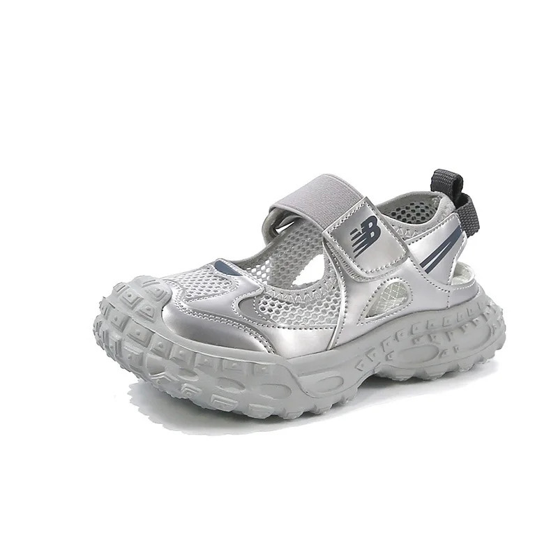 Oʻgʻil bolalar sandallari nafas oladigan toʻrli sport poyafzallari 2026 yil yozgi yangi qizlar uchun kundalik poyabzal silliq boʻlmagan yumshoq taglik oʻlchami 26-36