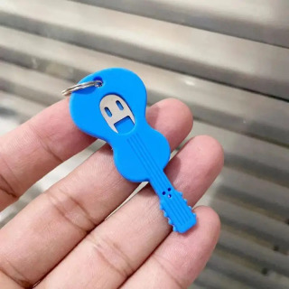 Чехол для хранения SIM-карты с держателем, защитой от потери и открывателем для игл зеленый